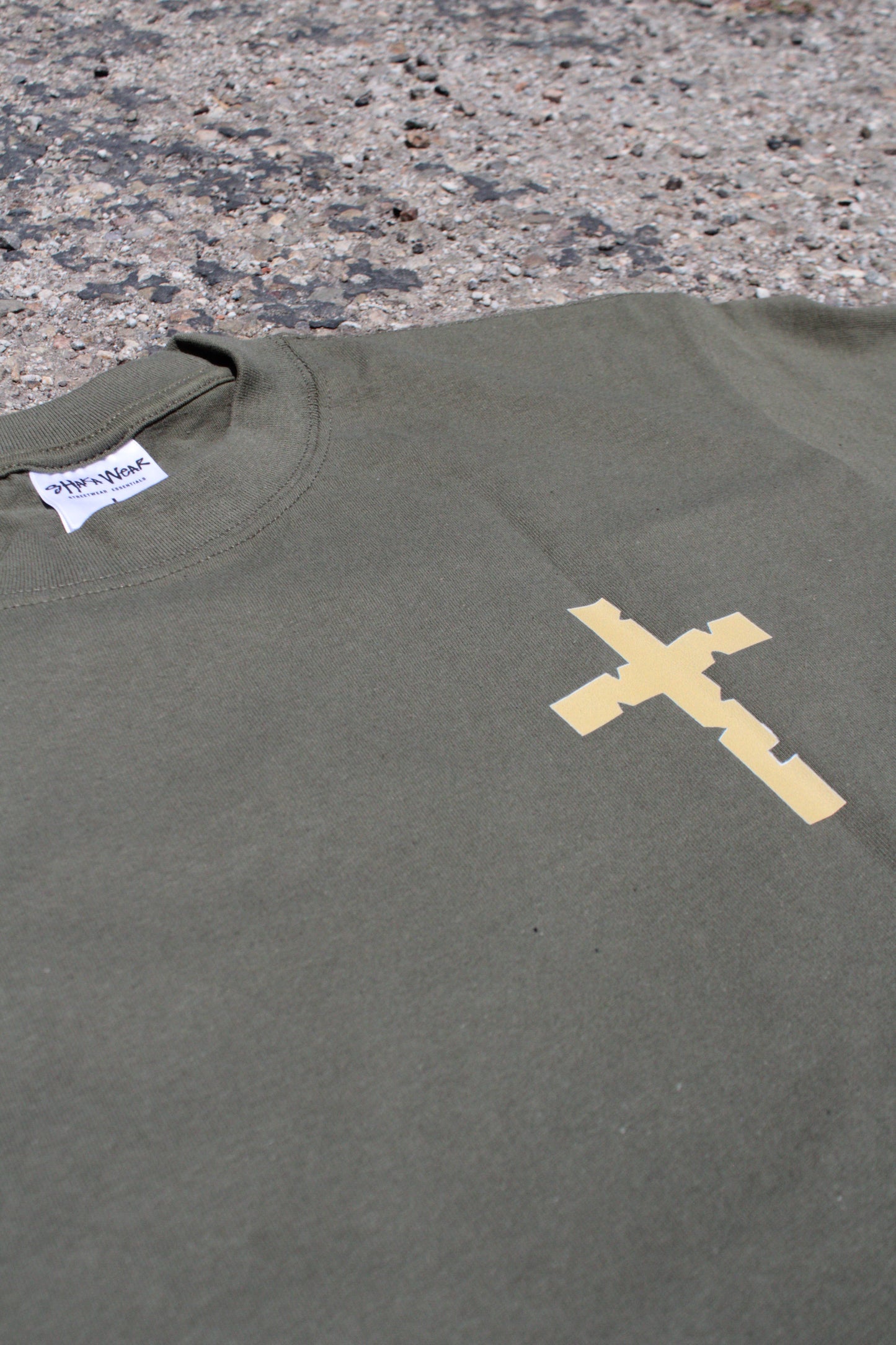JESUS CRUCIFIX TEE
