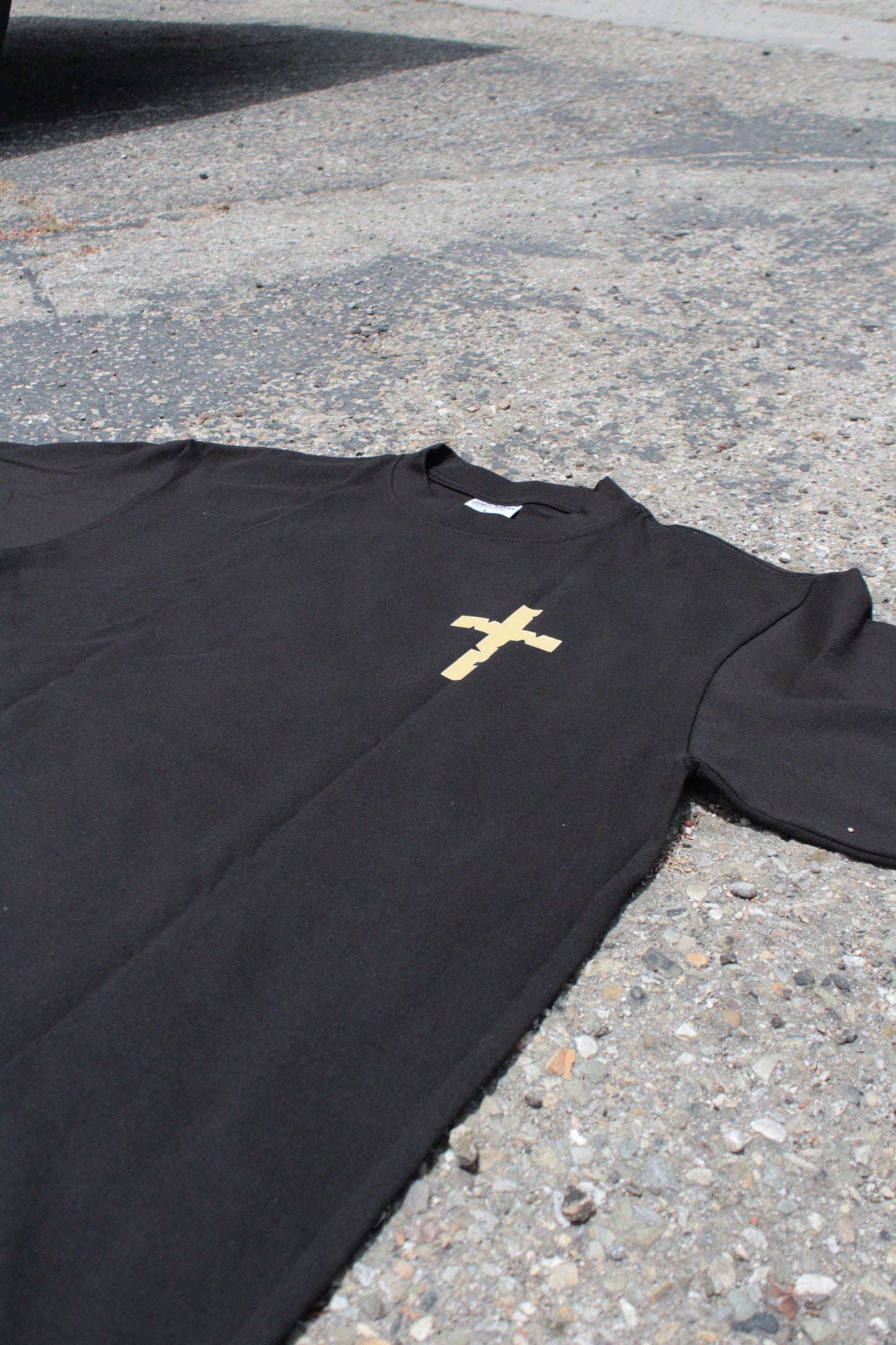JESUS CRUCIFIX TEE
